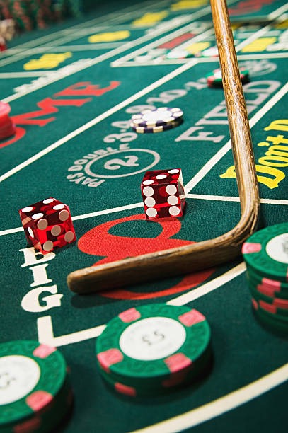h5g668 platform interface showing sportsbook markets, live-dealer tables, and account dashboard