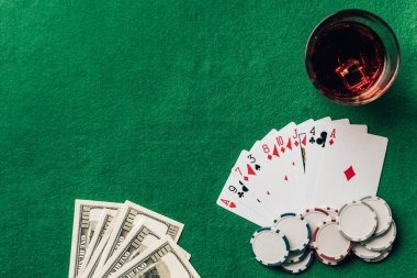 h5g668 mobile app interface showing sportsbook and casino games on Android and iOS